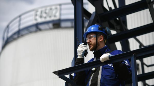 Gazprom: Avrupa’daki yer altı gaz depolama tesislerindeki gaz stokları rekor seviyesinde düşük
