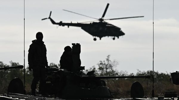 Rus askeri uzman: Slavyansk-Kramatorsk hattındaki Ukrayna savunması ciddi baskı altında
