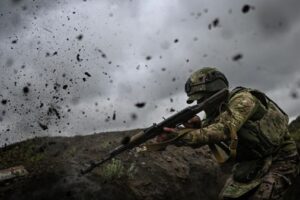 Rus ordusu adım adım ilerleyişini sürdürüyor: Donbass’ta iki yerleşim daha kontrol altına alındı