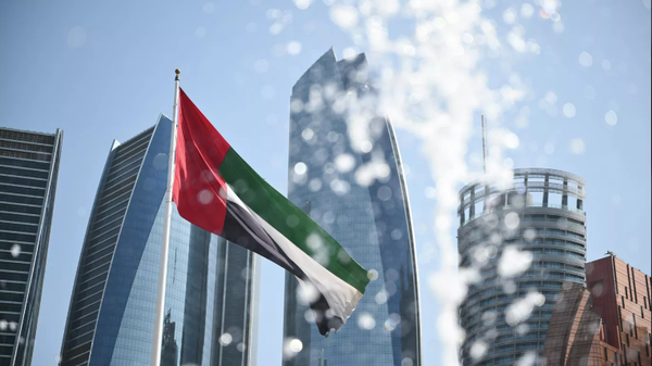 BAE, İran ile tüm ticari ve mali işlemleri askıya aldı