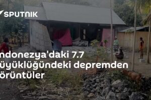 Endonezya'daki 7.7 büyüklüğündeki depremden görüntüler