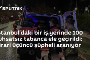 İstanbul'daki bir iş yerinde 100 ruhsatsız tabanca ele geçirildi: Firari üçüncü şüpheli aranıyor