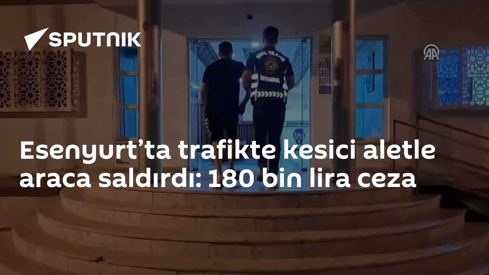 Esenyurt’ta trafikte kesici aletle araca saldırdı: 180 bin lira ceza