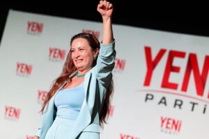 Yeni Parti Manisa İl Başkanı İlksen Özalper gözaltına alındı