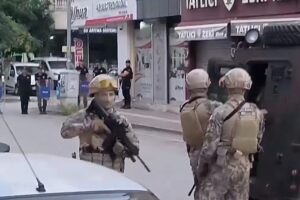 Furkan Vakfı Başkanı Alparslan Kuytul gözaltında: Suçlamalar belli oldu, 5 şirkete kayyum atandı