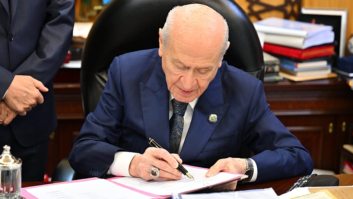 Bahçeli, ‘Terörsüz Türkiye’ sürecine ilişkin beklentilerini açıkladı