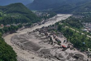 Nepal’de sel felaketi: Yüzlerce kişi kayıp