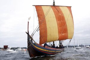 Danimarka'da çekiç ve körükle Viking Çağı gemi çapası yeniden canlandırıldı