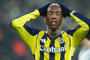 Fenerbahçe, Gençlerbirliği'ne yenilerek sezona puansız başladı