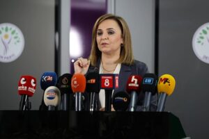 DEM Parti'den Meclis Başkanı'na çağrı: SDG lideri Mazlum Abdi Türkiye'ye davet edilmeli