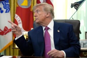 Trump'tan Kanada'ya 'isim' misillemesi: Ontario Gölü'nün adı 'Amerika Gölü' oluyor