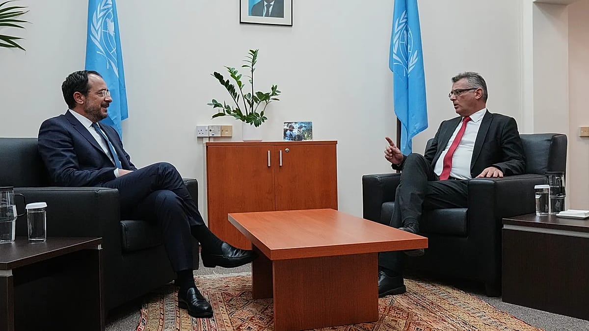Kıbrıs'ta liderler zirvesi: Erhürman ve Hristodulidis'ten haftada bir görüşme kararı