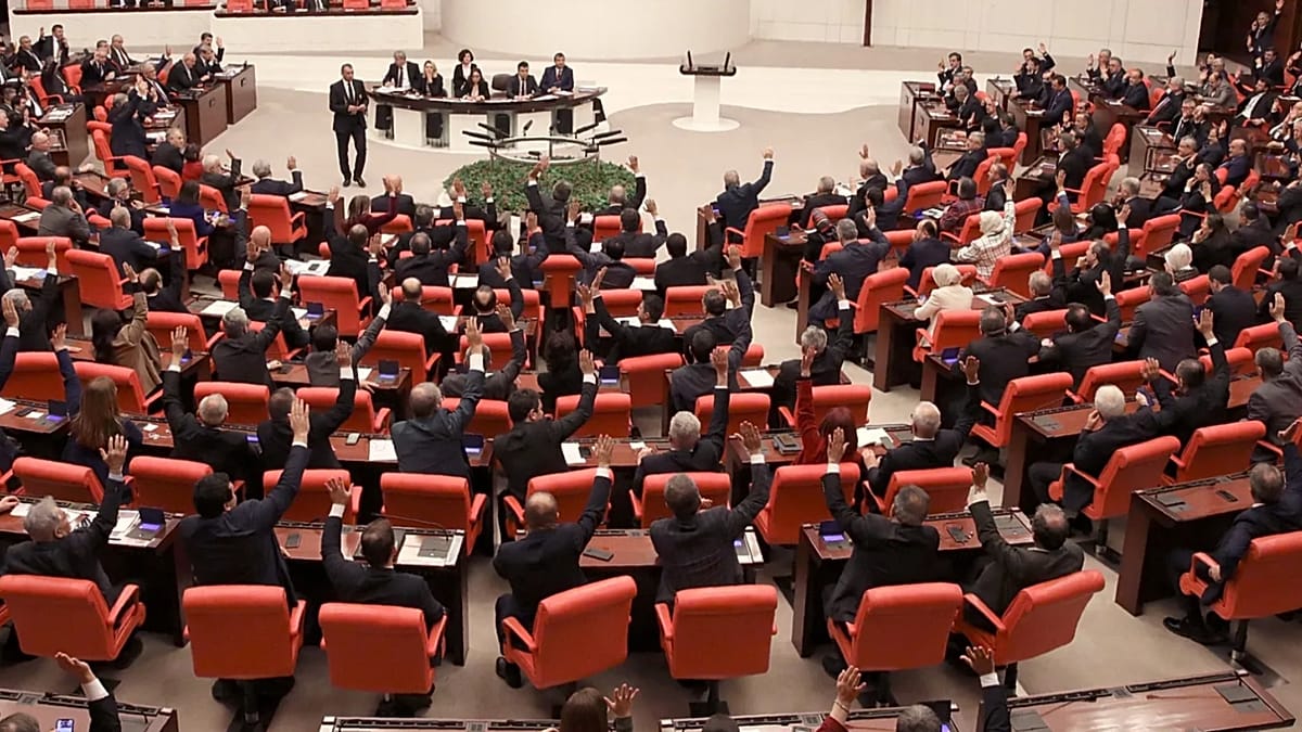 Çözüm süreci çerçeve yasası, TBMM Adalet Komisyonu'ndan geçti