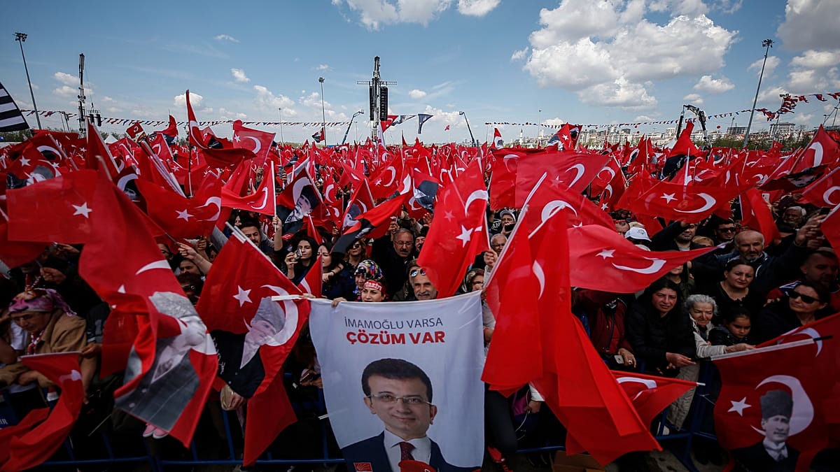 X, İmamoğlu'nun hesabına getirilen erişim engeline itiraz ettiğini duyurdu