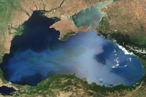 İstanbul'da Karadeniz kıyısına İHA vurdu: Kontrollü şekilde imha edildi