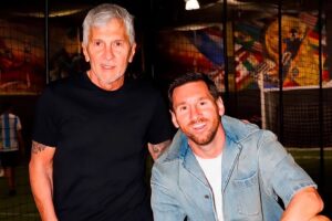 Messi'den babasına veda: Futbola devam edip etmeyeceğimden emin değilim