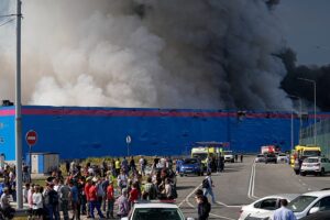 Ukrayna, St Petersburg yakınında Ozon tesislerini vurdu