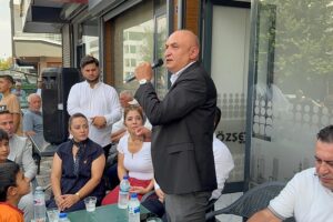 Yeni Partili milletvekiline bıçaklı saldırı: Saldırganın eski CHP'li olduğu iddia edildi
