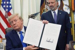 Trump 'doğum turizmini' hedef aldı: Vize iptali ve ömür boyu giriş yasağı gündemde