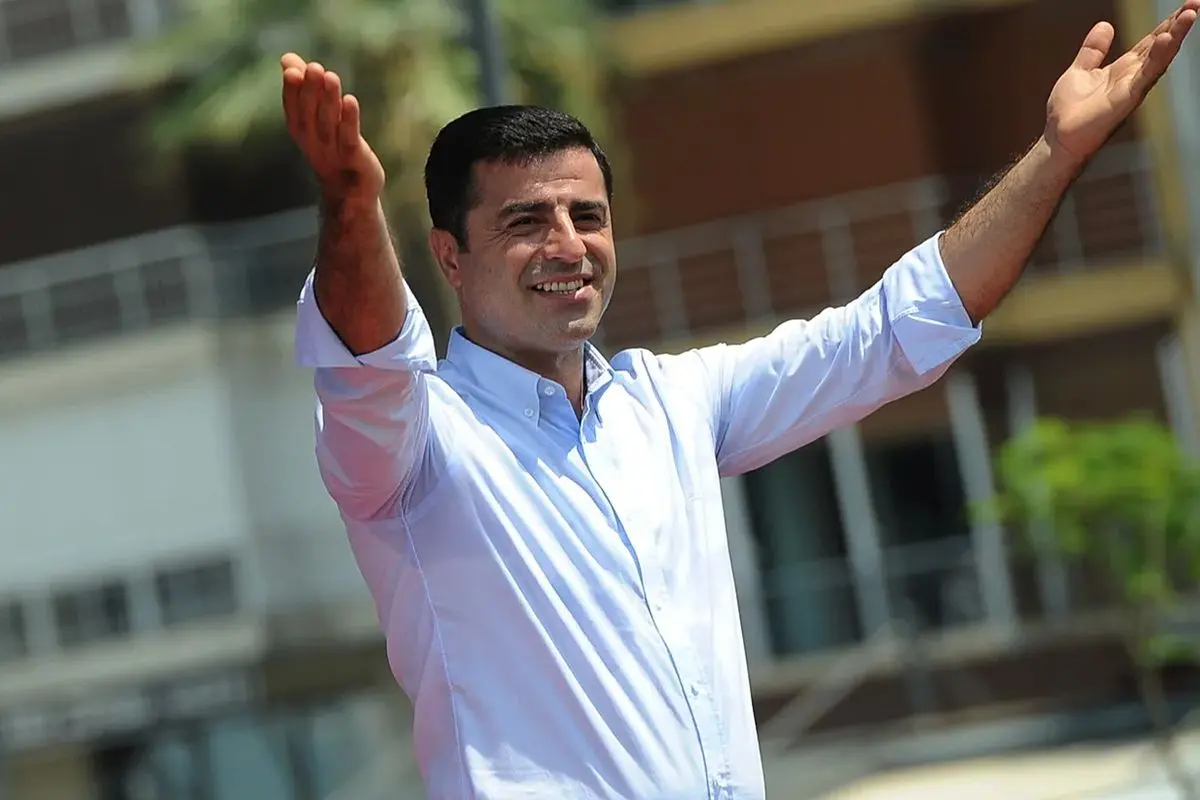 Çözüm süreci çerçeve yasası Demirtaş ve Kobani davası sanıklarını kapsayacak