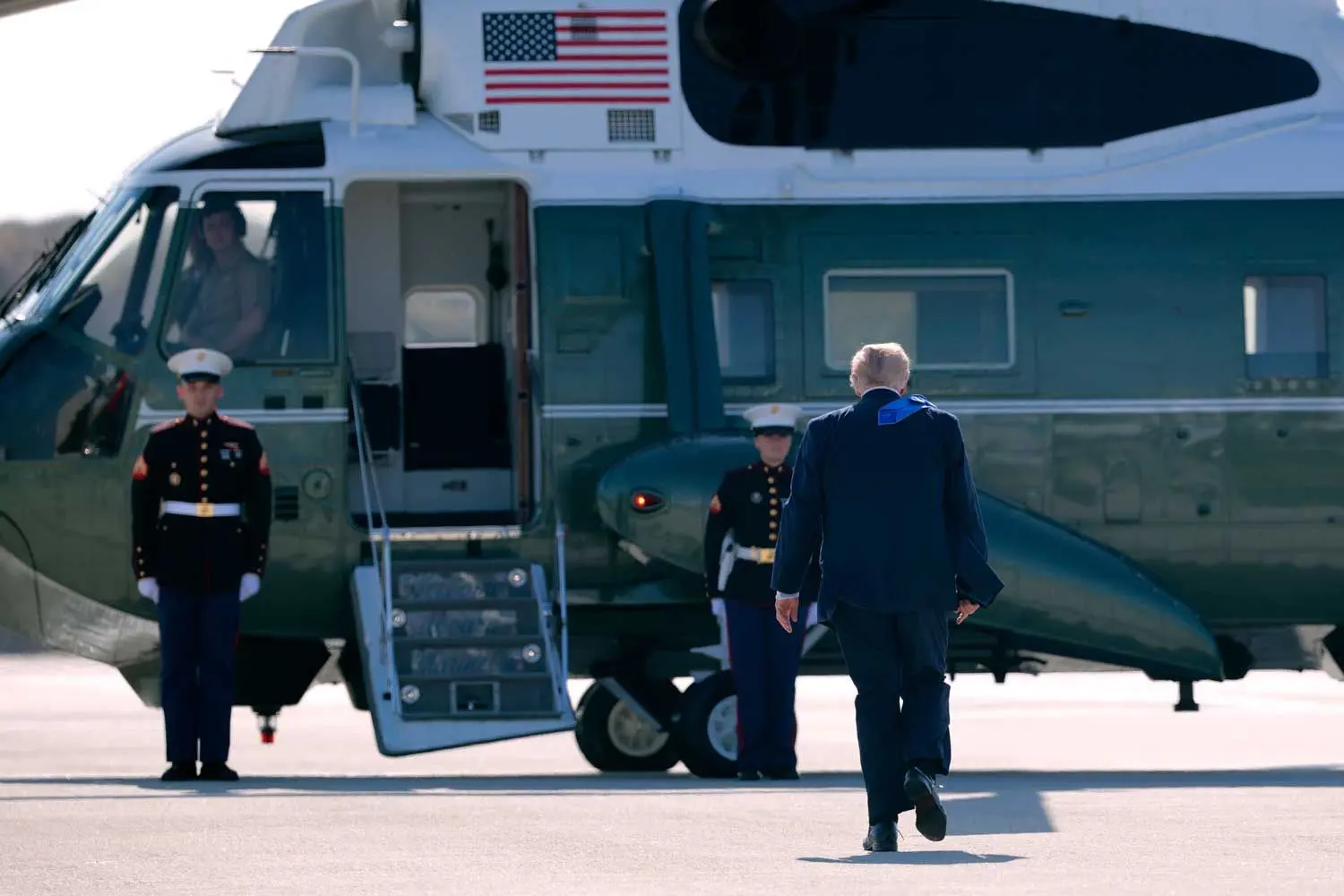 Trump’ın helikopteri yolcu uçağına tehlikeli derecede yaklaştı