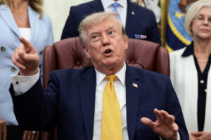 Trump, ABD'nin mühimmat sıkıntısı çektiği haberlerini yalanladı