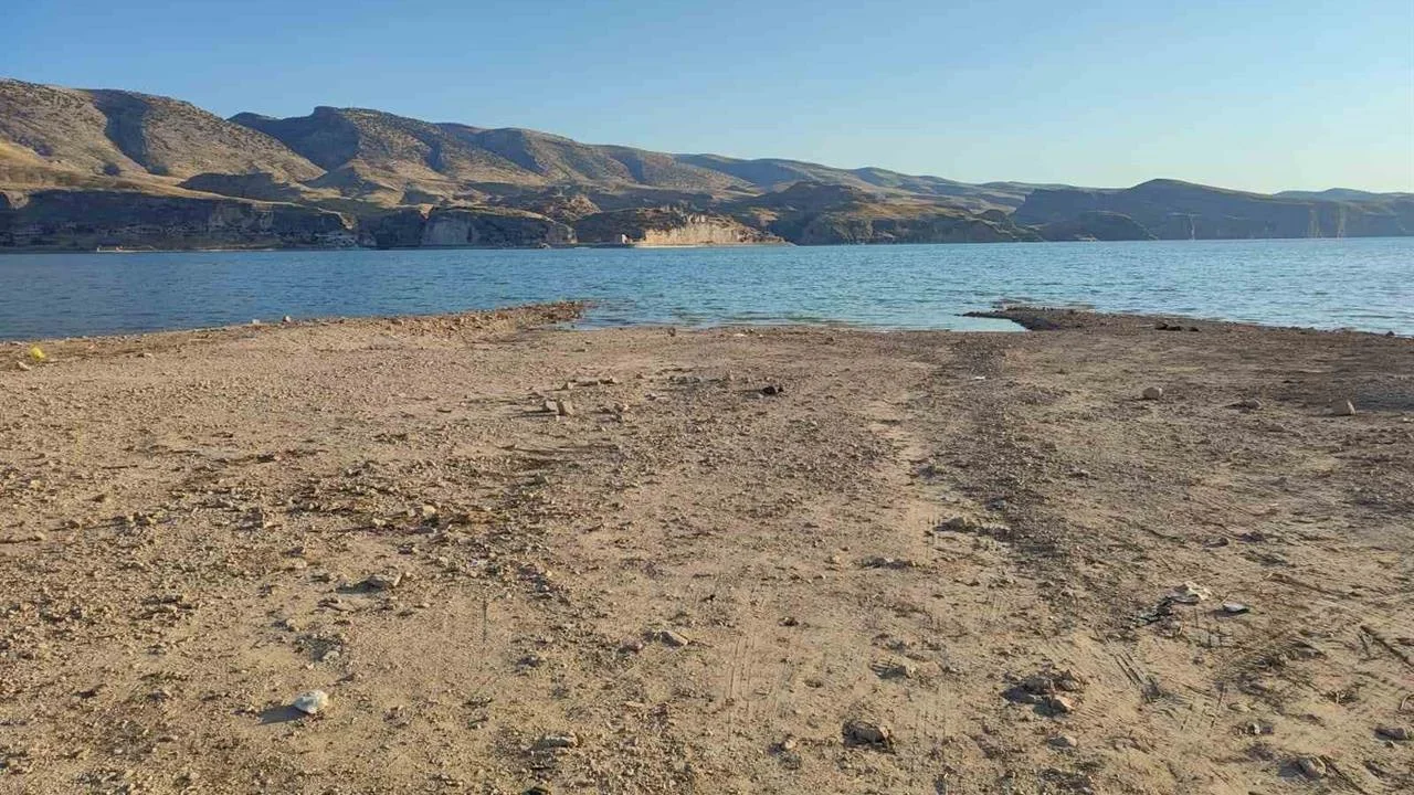 BATMAN – Hasankeyf’te baraj gölünde kadın cesedi bulundu