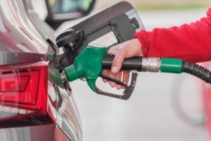 Benzine bu gece 1 lira 43 kuruş zam bekleniyor