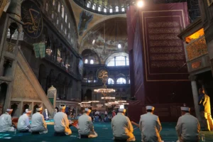 Diyanet'in bu haftaki cuma hutbesinin konusu: 'Kardeşlik'