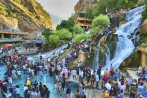 Sıcak hava ve tatil yoğunluğu Kürdistan Bölgesi'nde turizmi canlandırdı: Oteller doldu