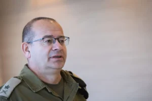 İran'da rejim değişikliği planı iddiası: Mossad'da iki yetkili görevden alındı