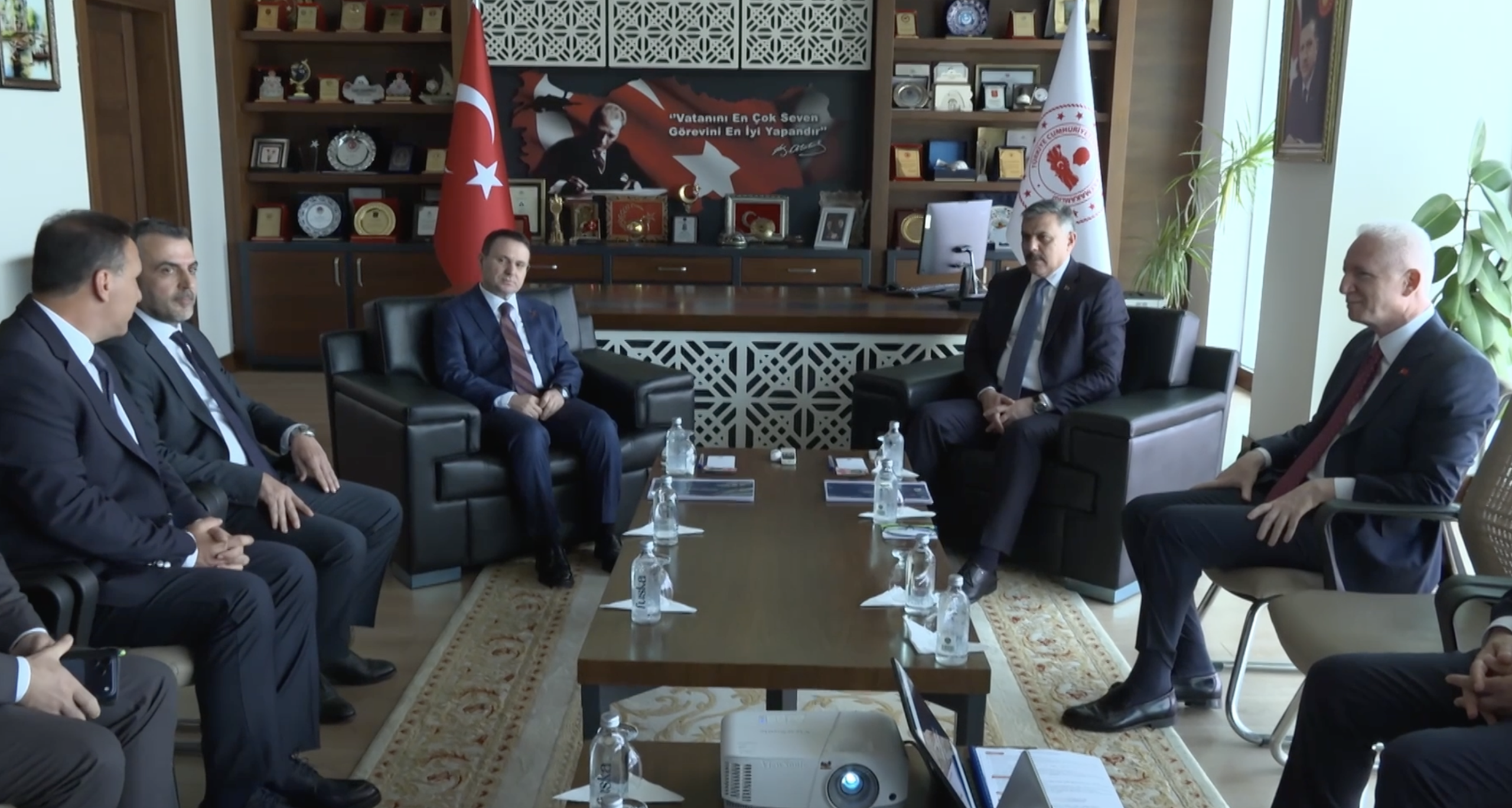 İki bakandan çözüm süreci açıklaması: Akamete uğramaması için takipçisiyiz
