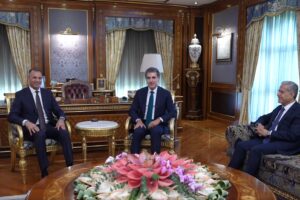 Neçirvan Barzani, Irak'ın Madrid Büyükelçisi Şemran'ı kabul etti: İspanya ile ilişkiler güçlendirilecek