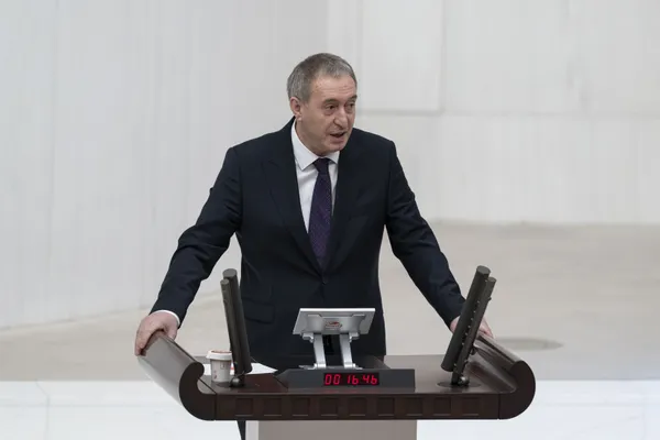Tuncer Bakırhan: Kürtler ayrılmak isteseydi Meclis çatısı altında olmazdık