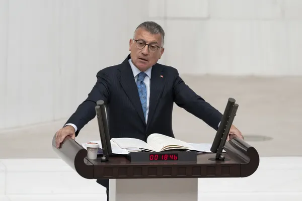 Abdullah Güler: Artık Botan Çayı'nda serinlemek, Zap suyu gibi coşmak istiyoruz