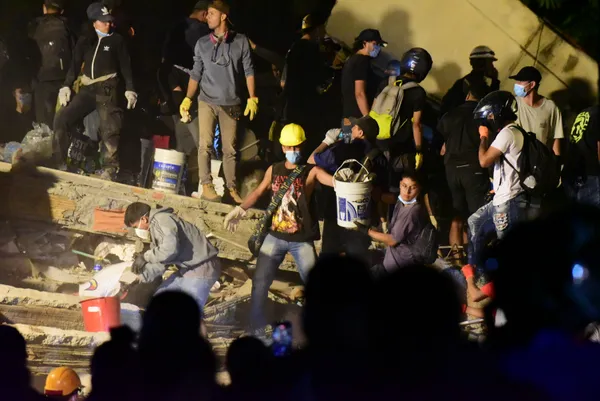 Kolombiya'da 7,4 büyüklüğünde deprem: Can kaybı 132'ye yükseldi
