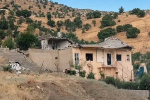 ERBİL - Komala’nın karargahına füzeli saldırı