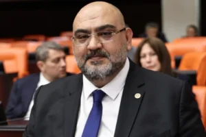 İYİ Parti’den istifa etti: Vekil sayısı 28’e düştü