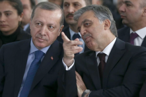 Abdullah Gül: AK Parti kuruluş vizyonuna sahip çıkarsa Türkiye’ye çok şey kazandırır