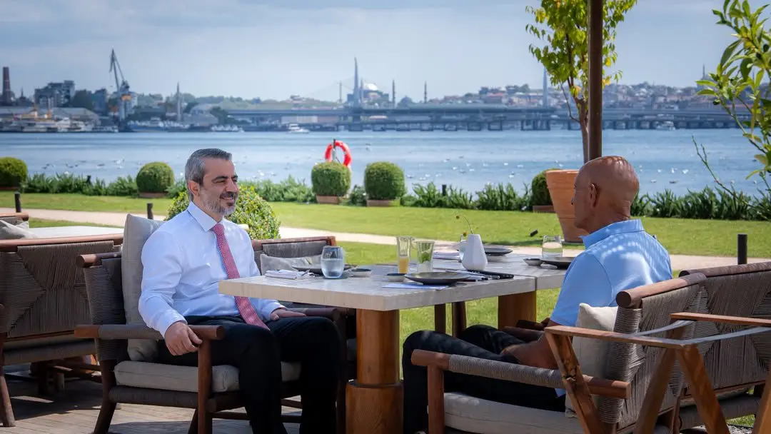 Şeybani ve Barack İstanbul’da görüştü: Gündem yaptırımlar ve yeniden inşa