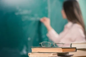 Türkiye Milli Eğitim Bakanlığından yeni genelge: Öğretmenlere kıyafet düzenlemesi geliyor
