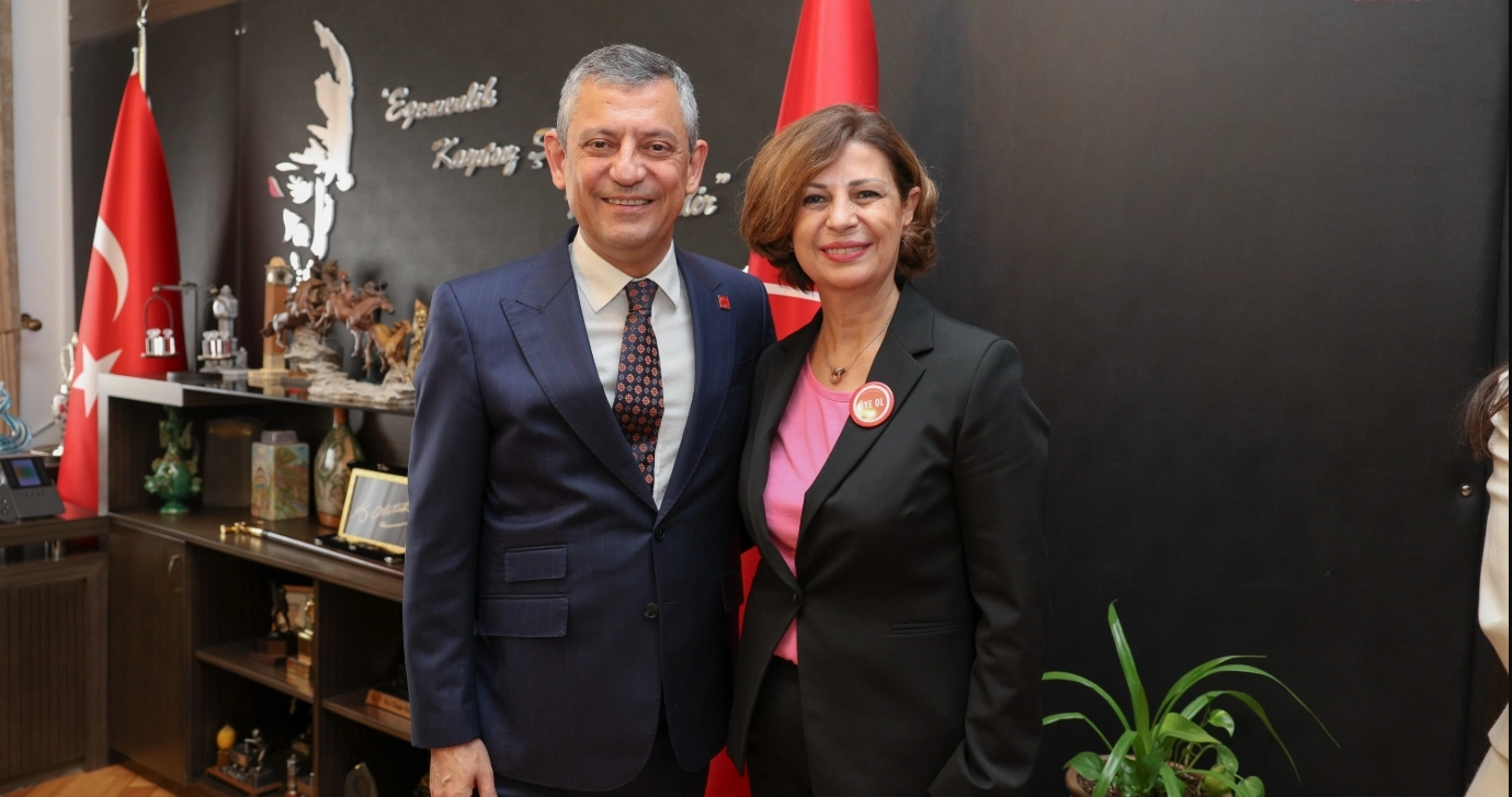 Bir büyükşehir belediye başkanı daha YENİ Parti’ye katıldı