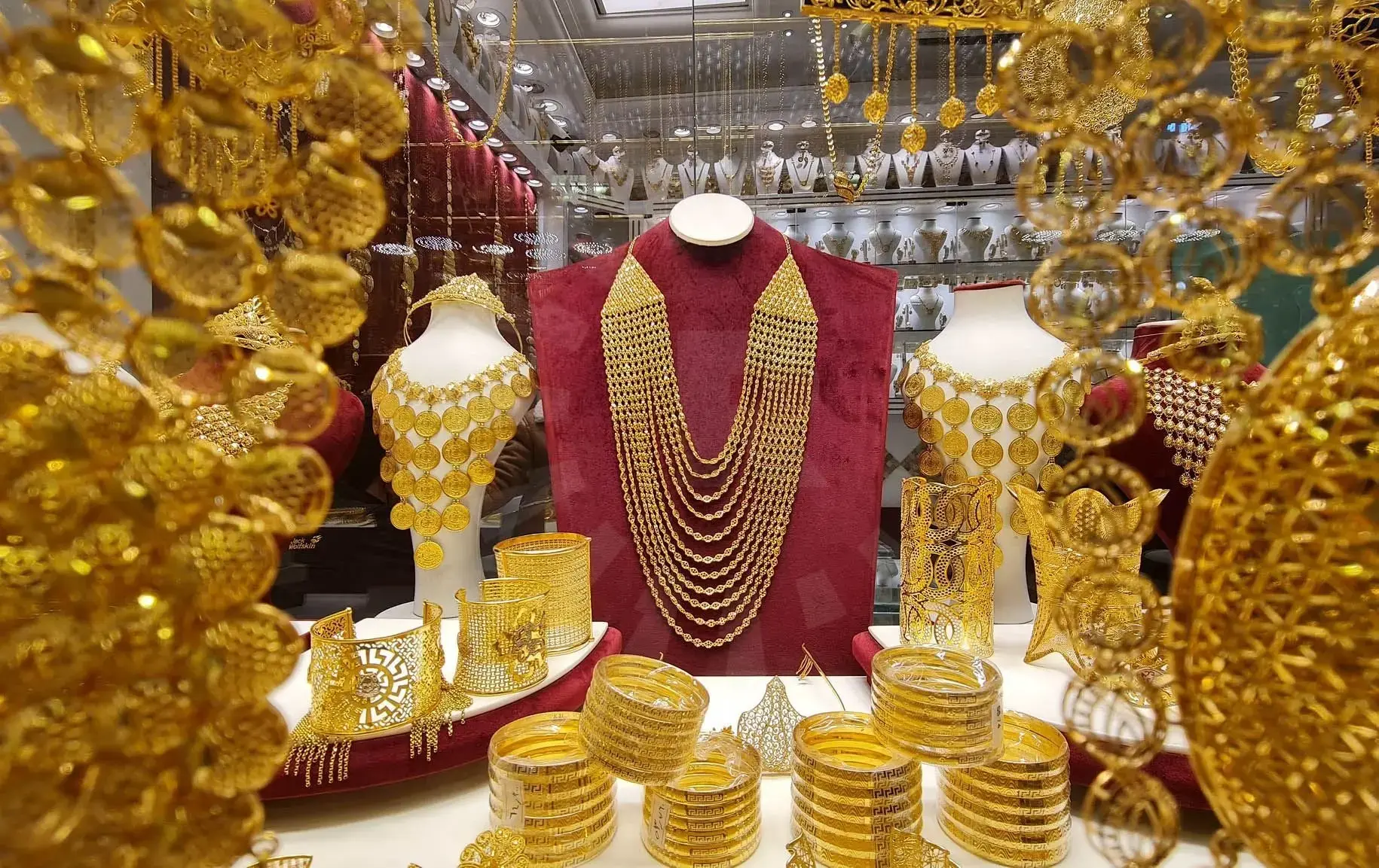 Altın yeniden 7 bin lirayı aştı