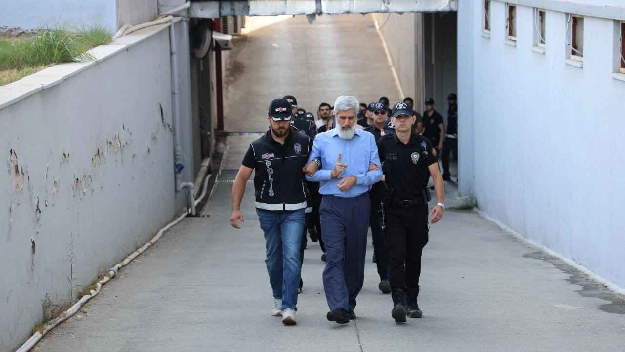 'Kuytulcular' yapılanmasına operasyon: 56 zanlı adliyede