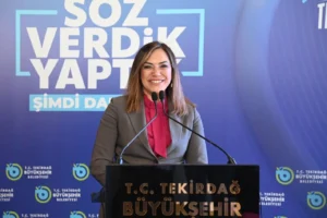 Bir büyükşehir belediye başkanı daha CHP'den istifa etti