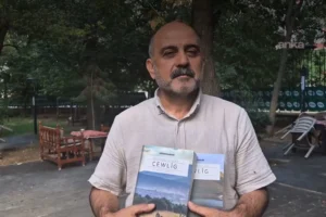 Bingöllü öğretmen, kente bağlı 351 köyü gezerek kayıt altına aldı: 'Çewlig' ismiyle kitaplaştırdı
