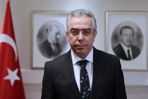 Uçum: Yeni anayasa mutlaka referanduma sunulmalıdır