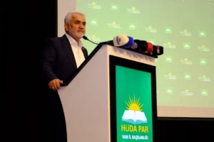 Yapıcıoğlu Van'da konuştu: Silah susacak, kardeşlik konuşacak, adalet her tarafa yayılacak