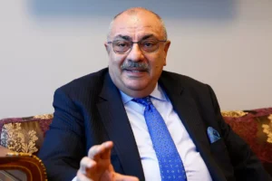AK Parti’li Tuğrul Türkeş’ten Mehmet Uçum’a: Ancak Kafkaen absürtlükle izah edilebilir