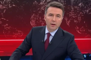 Mehmet Akif Ersoy’a tahliye vaadiyle dolandırıcılık girişimi: Biri avukat 4 kişi tutuklandı